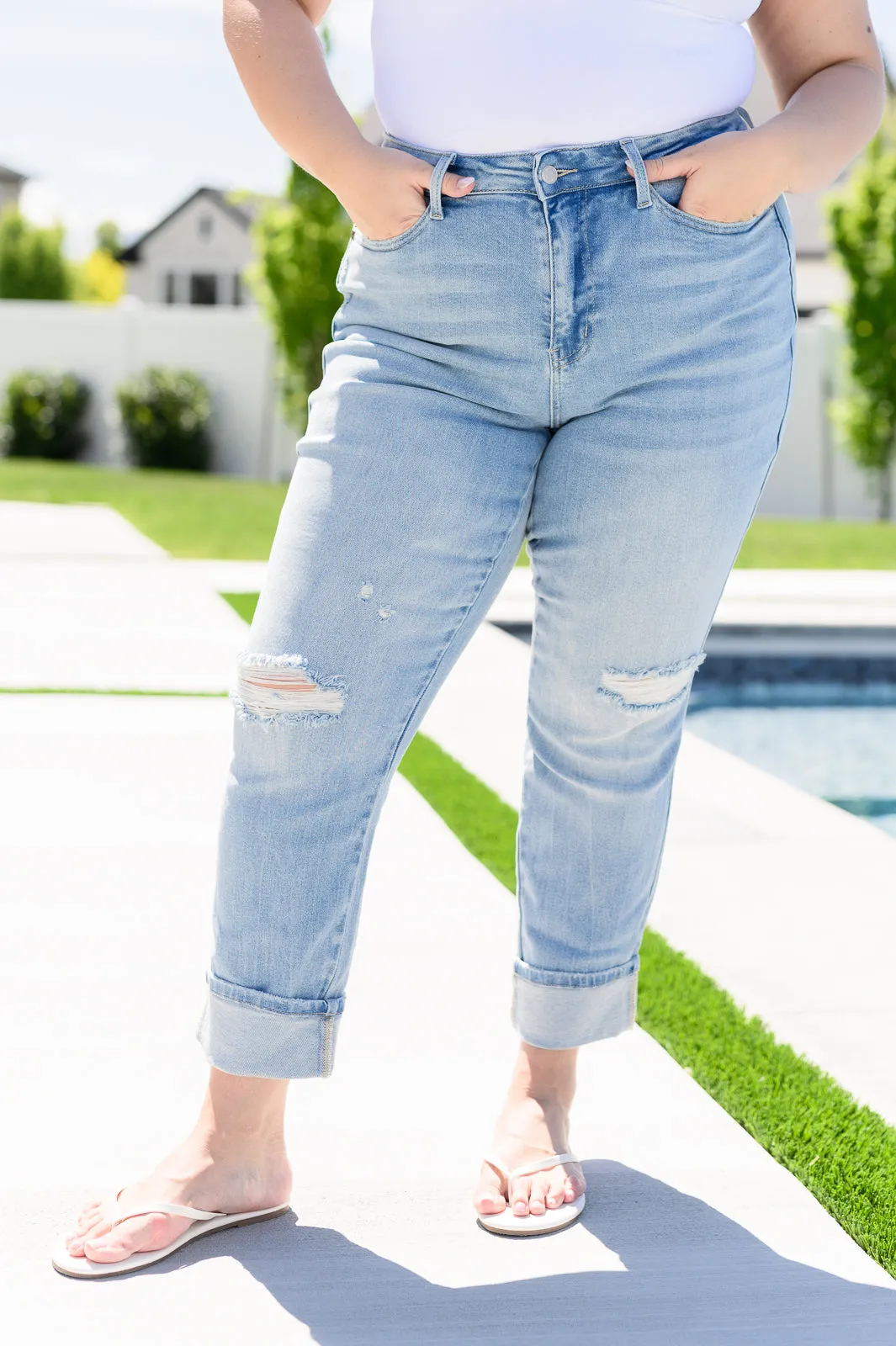 Abigail Mid Rise Star Pocket Boyfriend Jeans