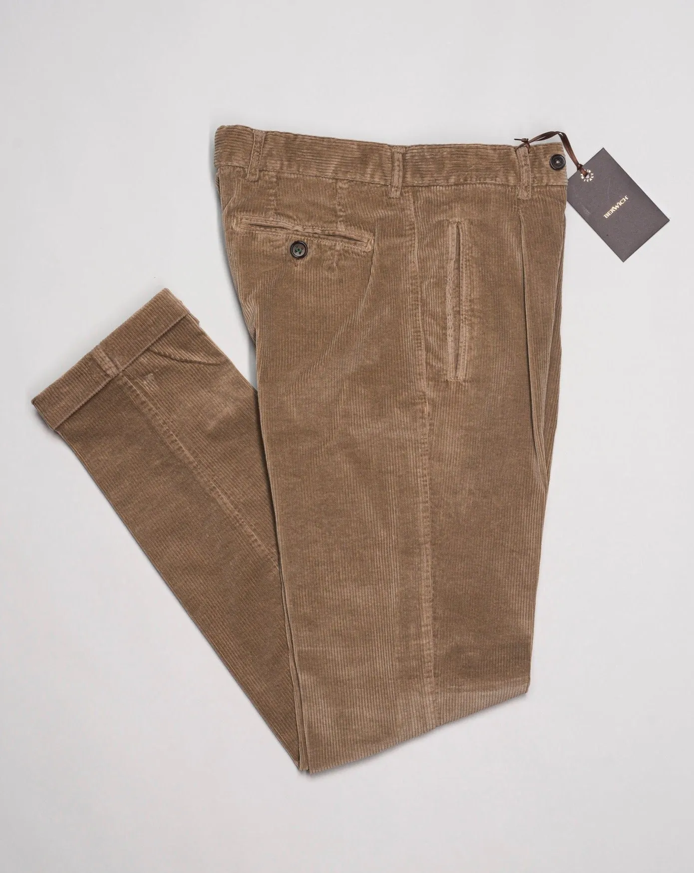 Berwich Single Pleat Corduroy Trousers / Noce