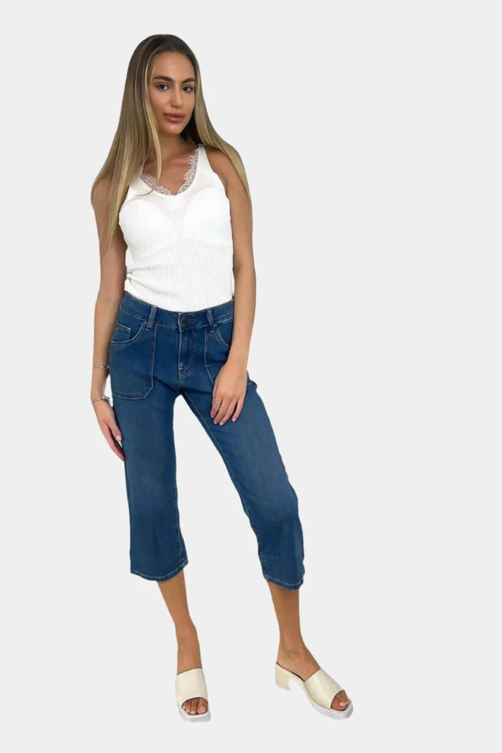 Contrast Stitch Large Pockets Cropped Jeans