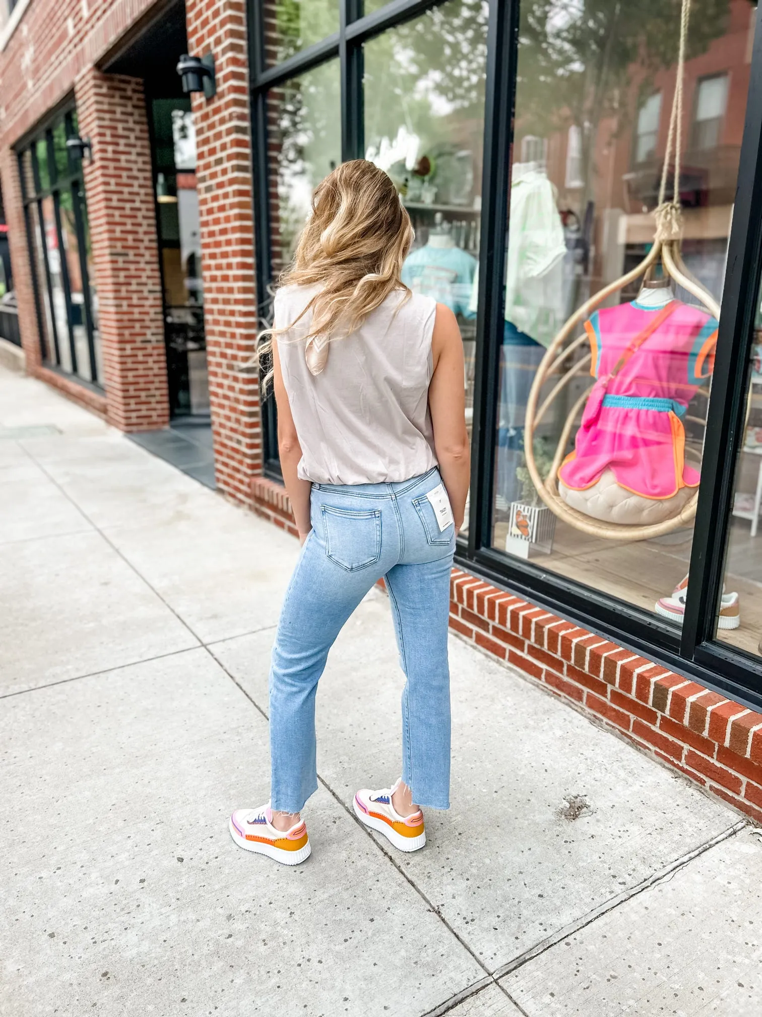 Hidden | Tracey Light Wash Straight Jeans