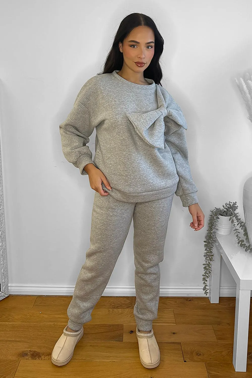 Large Bow Detail Sweatshirt And Trousers Loungewear Set