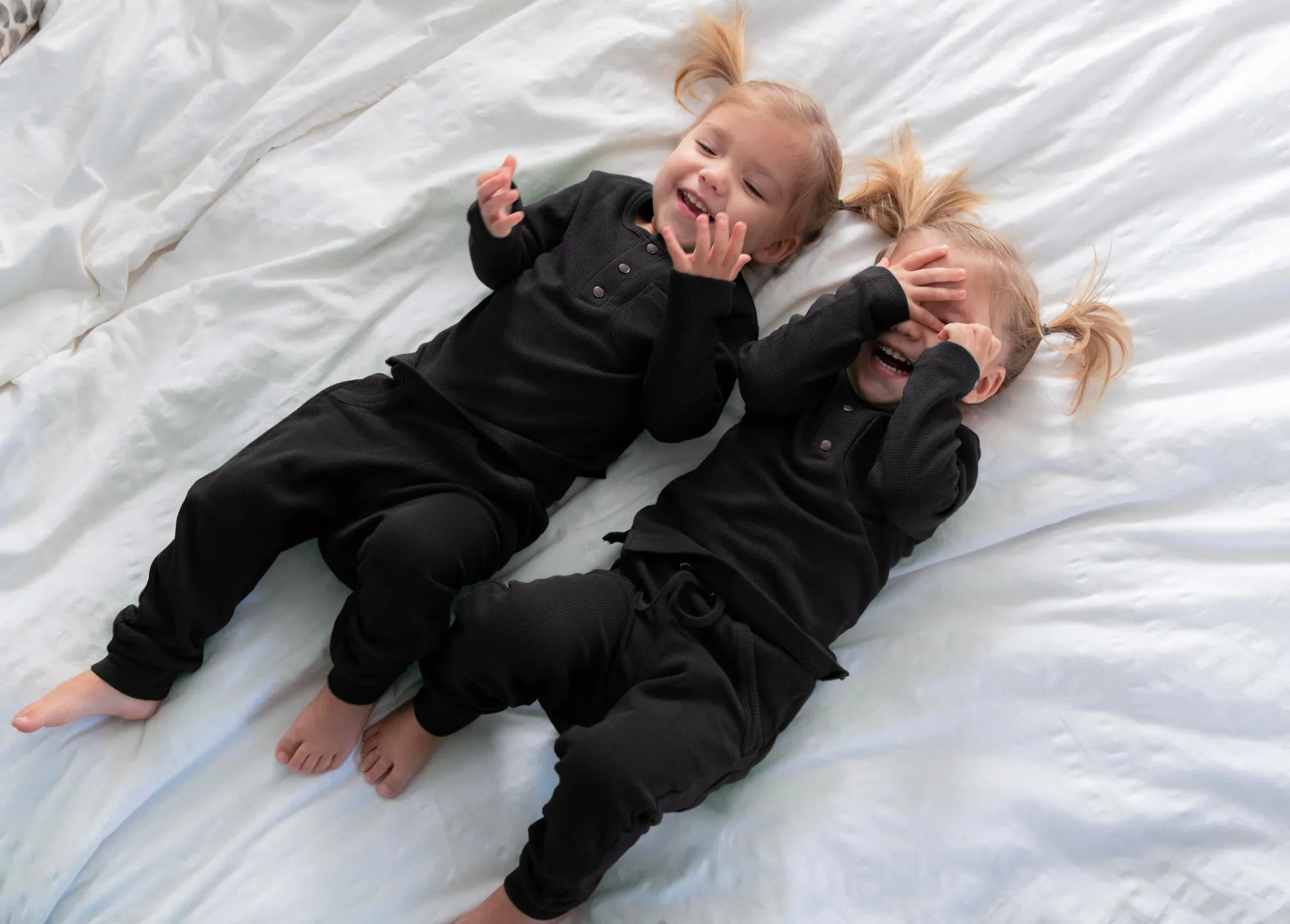 Organic Thermal Kid's Lounge Set in Black