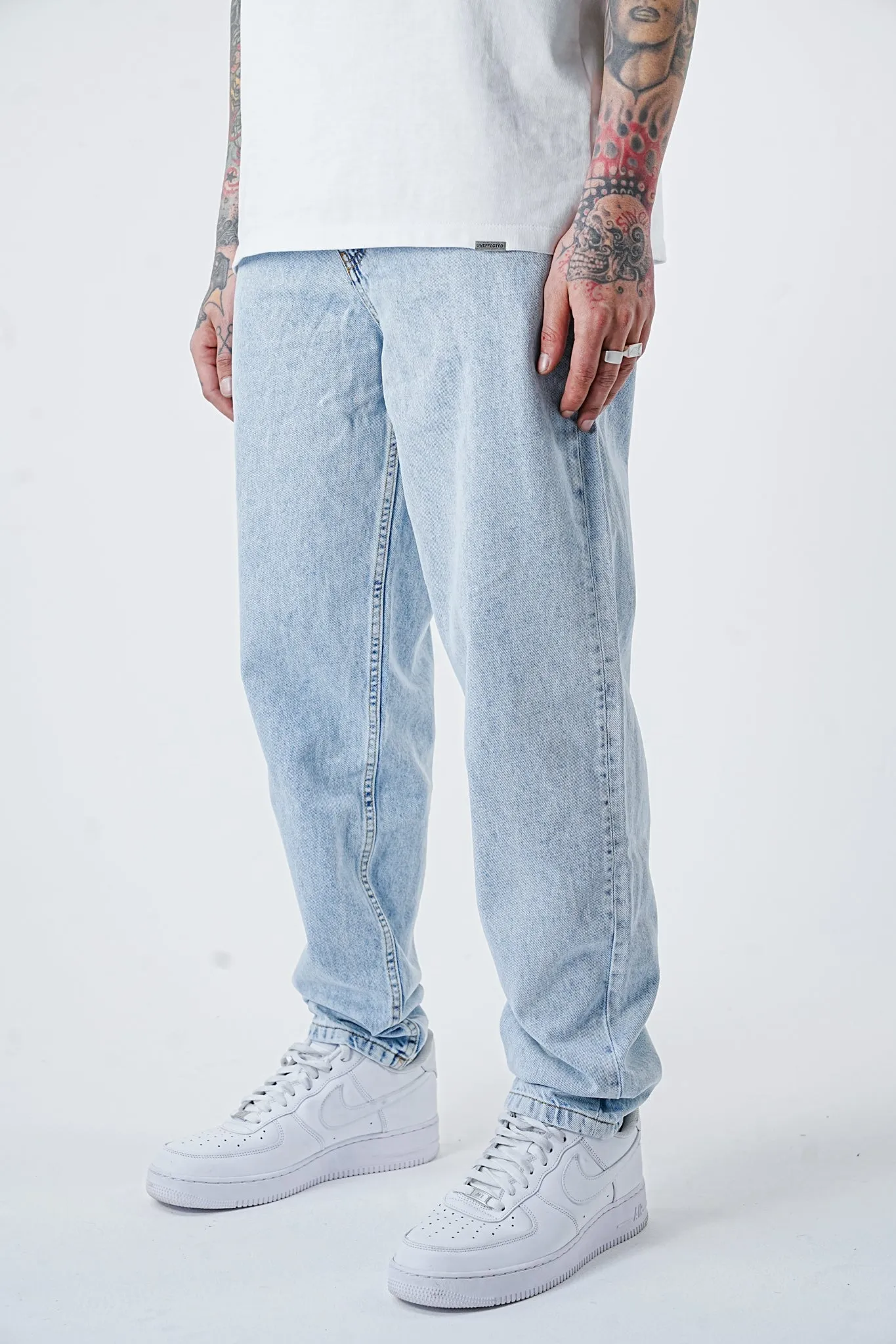 Premium Basic Vintage Blue Essential Jeans