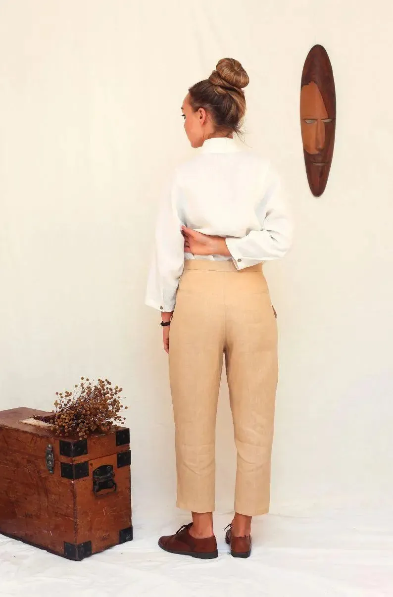 Tapered Linen Pants by Soelis