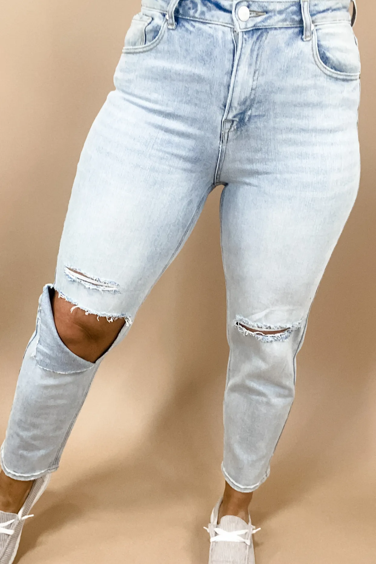 The Vanessa's- Light Wash High Rise Relaxed Fit Ripped Jeans