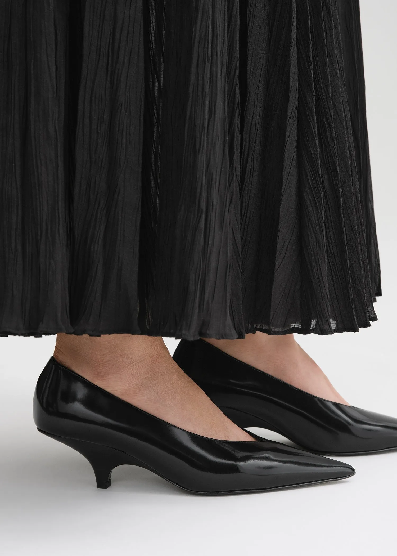 The Wedge-Heel Pump black